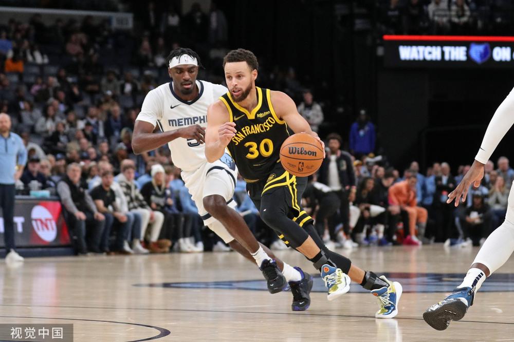 她们的表现 她们的表现